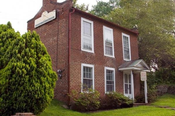 The Lafayette Inn & Restaurant image 25