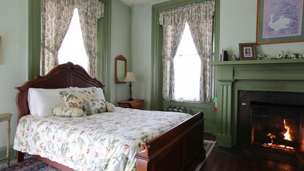 The Lafayette Inn & Restaurant image 4